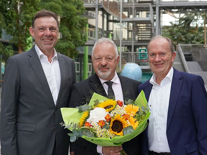 Von links: Wolfgang Breuer, Patric Fedlmeier und Michael Breuer, Vorsitzender des Provinzial-Aufsichtsrats (Bild: Provinzial)