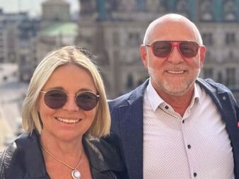 Ulrike und Ralf W. Barth (Bild: Hans John Versicherungsmakler)
